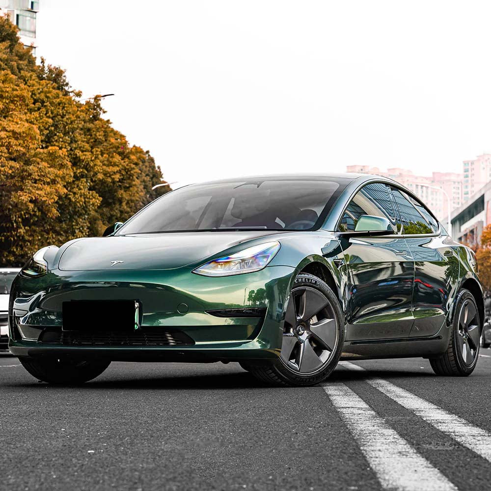 Glossy Metallic Gotland Green Vinyl Wrap image 1