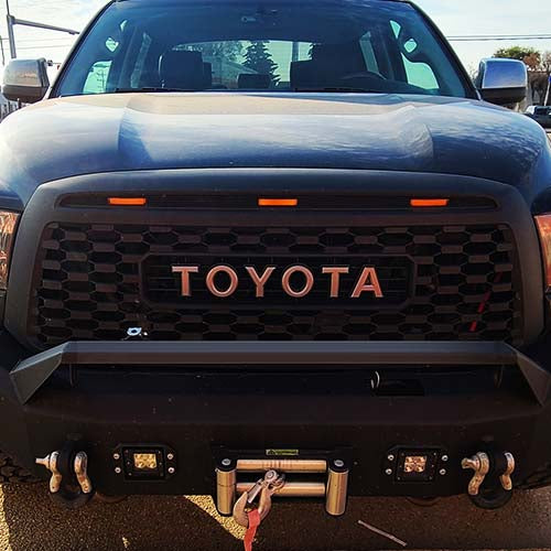 2010 - 2013 Toyota Tundra w/ Lights image 1