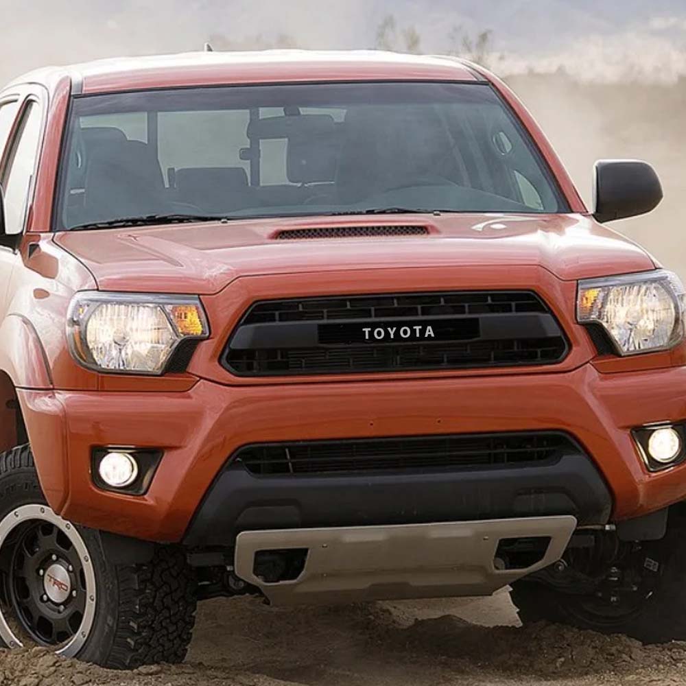 2012 - 2015 Toyota Tacoma Grille image 4