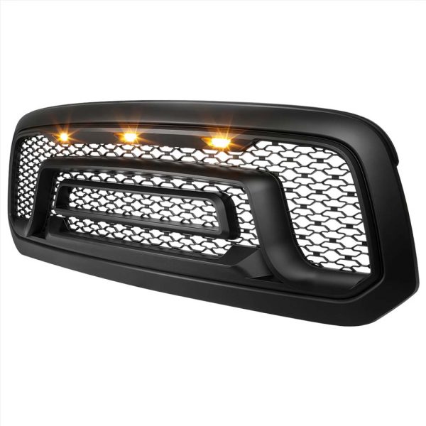 2013 - 2018 Dodge Ram 1500 Grille w/ LED