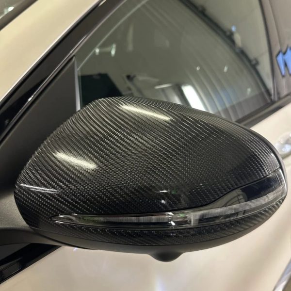 Glossy Spiral Black Carbon Fiber Vinyl Wrap - Image 3