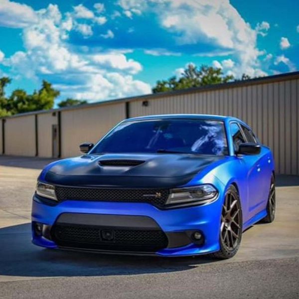 Satin Chrome Silk Ultramarine Vinyl Wrap - Image 4
